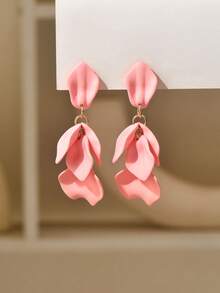 一对玫瑰花瓣流苏耳环，时尚简约的法式别致风格耳环，适合日常佩戴 - 玫瑰花瓣耳環 - 查看 16