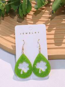 一对亚克力圣帕特里克节绿色三叶草镂空闪光水滴吊坠耳环，女士节日礼物，派对耳环 - 彩色 - 查看 4