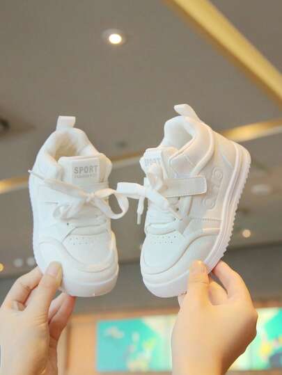 1双新款婴儿高帮运动鞋，返校小白鞋，男童休闲运动鞋，女童软底防滑透气幼儿学步鞋，舒适百搭，适合户外日常活动，轻便跑步鞋，春、夏、秋、冬四季皆宜。