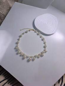 1条优雅经典仿珍珠项链，时尚颈链设计，百搭日常、派对、礼服、约会等场合，适合作为情人节或母亲节礼物。 - 金色 - 查看 6