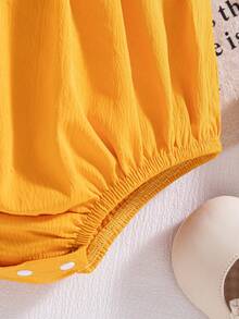 Summer Baby Girls Cute Yellow Bow Ruffle Trim Romper & Solid Headband & Bow Socks - Yellow - View 8