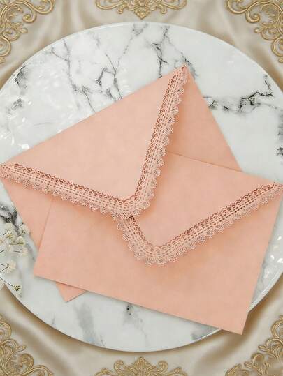 6개 우아한 속이 빈 삼각형 봉투, 레이스 조각 삼각형 봉투, 레이저 컷 레이스, 서양식 비즈니스 초대 카드, 파티 장식 봉투, 휴일 선물, 생일 선물, 종이 선물, 크리스마스 선물, 여자친구 선물, 생일 장식, 남자친구 선물, 선물 봉투, 크리스마스 봉투, 연애 편지, 결혼 초대장, 방 장식, 결혼, 크리스마스에 적합