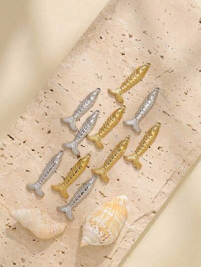 3pcs/Pack 304 Stainless Steel Small Fish Pendant Accessories, Simple & Versatile Ocean Life Decor