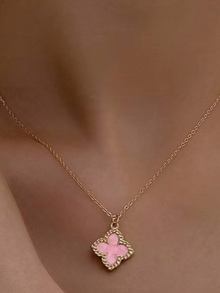Women's Fashionable Four-Leaf Clover Necklace - Made With Gold-Tone Metal Chain, Versatile And Perfect Gift For Birthday, Anniversary, And Other Special Occasions, Adding A Touch Of Elegance. - Pink - View 1