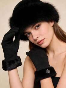 1 set élégant et luxueux de chapeau en fausse fourrure noire et de gants - avec des manchettes moelleuses et des détails de broderie de flocons de neige pour garder au chaud. Ensemble d'accessoires d'hiver pour les déplacements quotidiens et les rassemblements de vacances des femmes, Saint-Valentin - flocon de neige - Voir 2