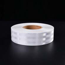 1卷白色荧光防撞胶带，高可见度警示，增强车辆和设备的识别度，降低碰撞风险，适用于户外，特别适用于卡车和拖车。 - 1pcs白色螢光膠帶 - 查看 10