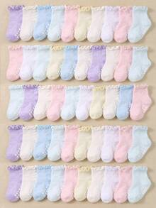 20/15/10/5/1 Paire de chaussettes mi-mollet à volants aléatoires pour bébés filles, tissu en maille cœur confortable, respirant, doux et élastique, chaussettes à semelle antidérapante en silicone cœur, convient pour les bébés filles de 0-36 mois, chaussettes de princesse, chaussettes de marche intérieure, style dopamine de couleur claire convient pour l'été, s'accorde avec diverses tenues, convient pour le port quotidien, les cadeaux et les fêtes d'anniversaire - Multicolore - Voir 3