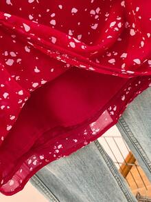 Blus Chiffon Motif Bunga Wanita dengan Hiasan Ruffle, Lengan 3/4, Leher V Lembut - Atasan Kantor/Kasual Elegan untuk Liburan Musim Semi, Musim Panas, Musim Gugur, Warna Merah - Merah - View 5
