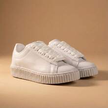 Tenis Feminino Casual Confortavel Camurca Resistente Sola Antiderrapante Ideal para Ocasiões - Branco - Visão 4