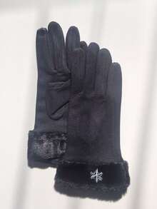 1 set élégant et luxueux de chapeau en fausse fourrure noire et de gants - avec des manchettes moelleuses et des détails de broderie de flocons de neige pour garder au chaud. Ensemble d'accessoires d'hiver pour les déplacements quotidiens et les rassemblements de vacances des femmes, Saint-Valentin - flocon de neige - Voir 8