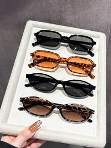 4副男女通用时尚塑料豹纹眼镜，方形镜框，适合日常佩戴、搭配服装、街头摄影、海滩、派对、徒步旅行等场合，是时尚配饰，也是节日送礼佳品，适合所有脸型，高品质 - 4pcs黑灰白豹紋茶 - 查看 1