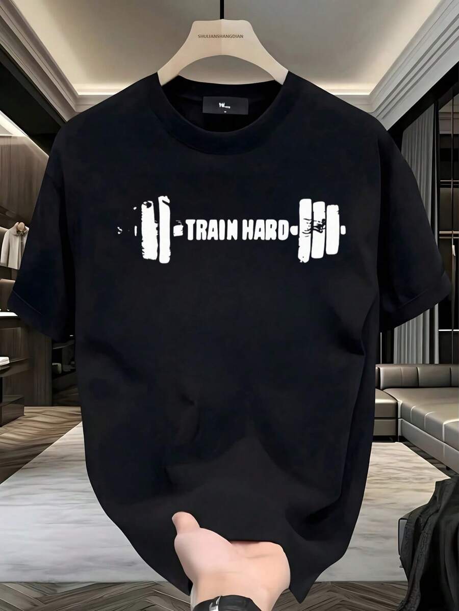 Camiseta de Hombre, Estampado Train Hard Mancuernas, Motivacional Deportivo, Intenso Entrenamiento Gym, Uso Diario Fitness, Hombres Culturistas Deportistas, Moda Gym, Verano 2026, Fitness Trendy, Deportivoenvío nacional,playera de hombre,ropa de hombre,regalos para hombre,regalos para tu novio,oversize hombre. - Negro - Ver 1