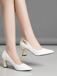 女士时尚搭扣装饰纯色舒适百搭高跟鞋，适合所有季节，母亲节礼物 - 白色 - 查看 2