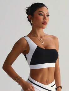 Women's Fashion Black & White Removable Padded One Shoulder Sports Knit Bra - Black and White - View 5