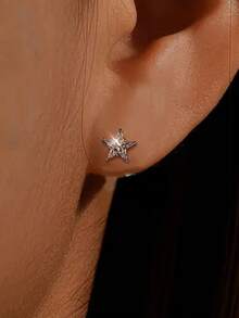 1对S925纯银简约立方氧化锆五角星耳钉，女士清新甜美优雅日常通勤百搭星形耳环礼品 - 星星 - 查看 9