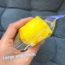 1个方形三角奶酪造型软萌玩具 - 解压玩具 - 挤压玩具 - 软萌玩具 - 指尖玩具 - 史迪奇玩具 - 旅行玩具 - 课堂指尖玩具 - 迷你洗澡玩具 - 圣诞文具减压球，生日礼物，完美礼物，复活节礼物，圣诞节礼物，万圣节礼物，平安夜礼物 - 彩色 - 查看 5