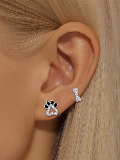 1 par de pendientes de botón de plata de ley 925 con diseño lindo, pendientes de mujer con piedras diamante de imitación en forma de pata y hueso de perro, elegantes y versátiles para uso diario, regalo