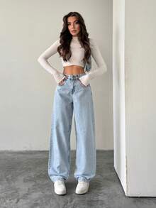 Women's Waist Buckle Design Pockets Loose Wide Leg Casual Denim Jeans - Light Wash - View 2