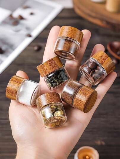 2/4/8pcs 10ml/20ml/30ml Glass Storage Jars (With Plastic Lids) - GSIGD Multifunctional Mini Airtight Containers, Ideal For Spices, Seasonings, Coffee Beans, Dried Flowers And Tea, Suitable For Dry Powder, Jewelry