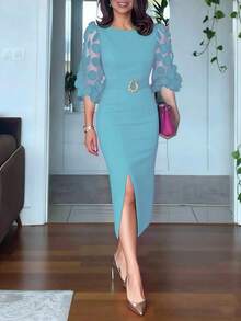 优雅女士修身中长开衩连衣裙，拼接3D波点网纱半袖，配有金属装饰腰带，腰带可调节，采用可机洗涤纶混纺面料，贴合身形，是夏季的理想之选，适合日常穿着、晚间约会、派对、单身活动等场合。 - 淺藍色 - 查看 3