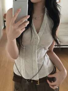 Áo hở lưng cổ yếm kẻ sọc viền ren, kiểu dáng thường ngày. - Xám - Xem 8