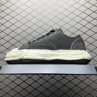 2026 Nuevos zapatos de skate vintage desgastados, zapatillas deportivas casuales de lona con cordones, unisex