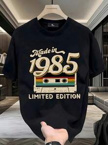 Camiseta Hombre, Retro, Vintage 1985, Holgada, Cuello Redondo, Estampado Cassette, Verano, Uso Diario, Salidas Urbanas, Fans Música Retro, Moda Casual,  2026, Regalo Original, Manga Cortaenvío nacional,playera de hombre,ropa de hombre,regalos para hombre,regalos para tu novio,oversize hombre. - Negro - Ver 1