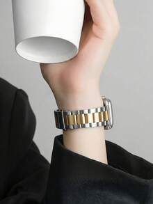 1条男女通用不锈钢表带，适用于 38mm 40mm 41mm 42mm 44mm 45mm 46mm 49mm，奢华银金色表带，适用于 Series Ultra 3/2/1 11 10 9 8 7 SE3 6 5 4 3 2 1，时尚智能表带，适合日常商务场合，是圣诞节、生日、母亲节、周年纪念日送给男士和女士的绝佳礼物。 - 銀金色 - 查看 5