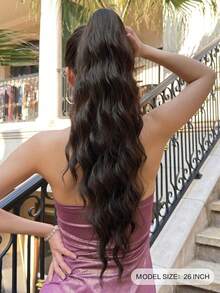 ZURO 26英寸长波浪卷合成假发马尾接发，黑/棕色，爪夹式，耐热纤维，适合女性、女孩，可用于派对和日常佩戴。 - 黑棕色 - 查看 6