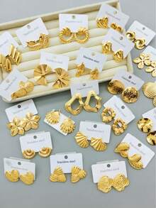 24 件装 - （随机）金色耳环，不锈钢材质，优雅款式，防过敏不锈钢耳环套装，送给女性朋友的最佳耳环礼物。（随机） - 彩色 - 查看 3