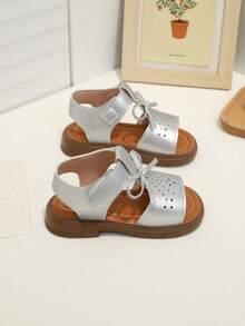 1 Pair Baby Girl Fashion Sandals, Casual Versatile Non-Slip Rubber Sole Hook And Loop Infant Dress Sandals - Silver - View 2