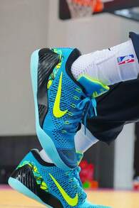 Nike Kobe 9 Elite Low Protro Basketball Shoes, Versatile Anti-Twist Comfortable Low-Top, Men, Blue - Blue - View 8