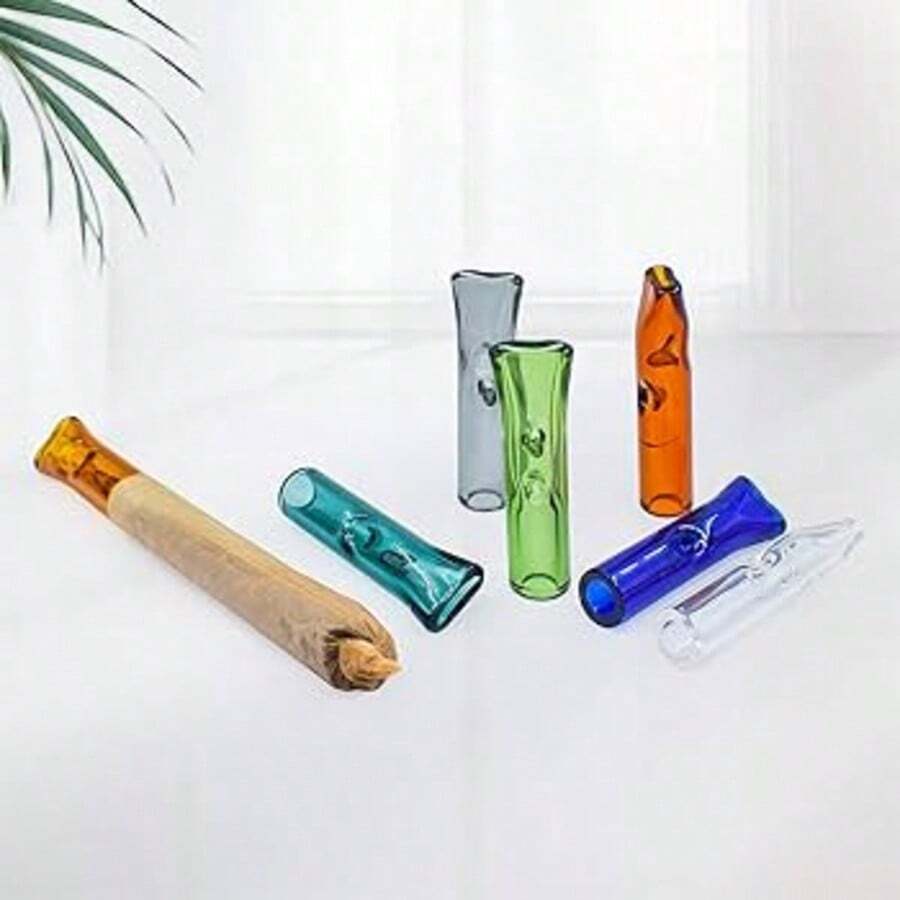 5个彩色玻璃可重复使用香烟过滤嘴，扁平吸嘴方便清洗（颜色随机），带便携容器的吸烟配件