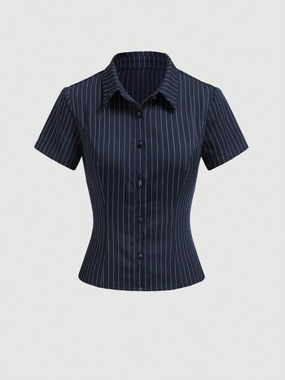 Vela Rue 短袖翻领纽扣修身休闲衬衫，藏蓝色，适合日常穿着、机场通勤和晚间约会，春夏款