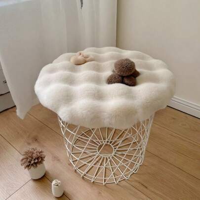 1pc French Cream Plush Small Rug, Camel And Gray Set, Warm And Cute Indoor Decorative Carpet For Valentine's Day, New Year And Other Holidays, Comfortable Fabric Home Decor Rug, Suitable For Bedroom, Living Room, Dressing Room, Vanity Area, Chairs, Suitable For Spring, Autumn And Winter