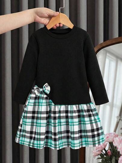 Casual Plaid Dress For Girls, Beaded Bow Tie Design, Long Sleeve A-Line Silhouette, Suitable For School And Daily Wear, Digital Printed Plaid Pattern, Comfortable Fabric, Fashionable Design. Very Suitable For Daily Activities, Showcasing Vitality And Elegance. A Versatile Fashion Piece Applicable For Multiple Occasions. Quality Craftsmanship, Youthful Style, Modern Elegance