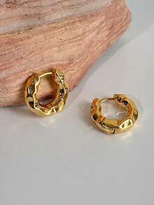 1 Pair Of Niche Fashionable, Cool, Minimalist, Personalized, Textured Ear Buckle, Elegant, High-Quality Earrings Jewelry For Women - Multicolor - View 11