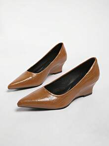 2.5厘米鞋跟法式尖头镂空搭扣高跟鞋，优雅显瘦女式工作鞋 - 棕色 - 查看 5