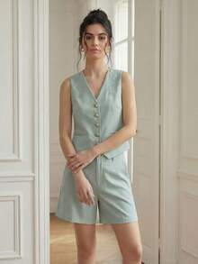 A&DD MODA, REF:LE513 - Women's Set - This Women's Vest And Shorts Set Includes An Exclusive Embroidered Vest With A Front Opening, Combined With High-Waisted, Straight-Cut Shorts That Perfectly Flatter The Legs. Ideal For Everyday Wear And The Workplace. - 淺藍色 - 查看 5