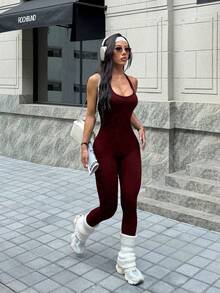 女款露背掛脖高腰寬腿褲，塑形設計，適合健身房運動、瑜伽、跑步、街頭運動休閒穿搭 - 酒紅色 - 查看 5