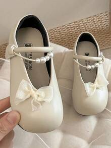 1双儿童珍珠带PU皮防滑圆头平底公主风玛丽珍鞋 生日派对/日常婴儿平底鞋 - 米色 - 查看 1