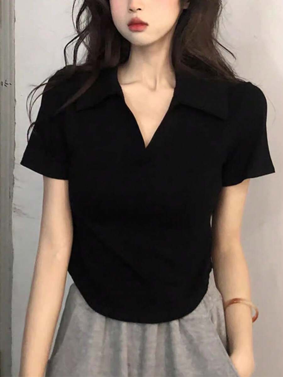 女士 Y2K 极简主义纯黑色修身腰部甜美性感百搭翻领短袖T恤，春夏款 - 黑色 - 查看 1