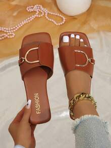 1 Pair Elegant Women's Square Toe Metal Buckle Sandals, Minimalist Open Toe Slip-On, Comfortable For Daily Wear, Beach Vacation, Metallic Gold Beach PU Leather Flat Slide Sandals For Women, Spring/Summer/Autumn - Brown - View 3