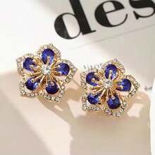 Luxury Unique Style Industrial Flower Stud Earrings With Shiny Rhinestone, Fashionable & Minimalist Design Valentines - Star - View 7