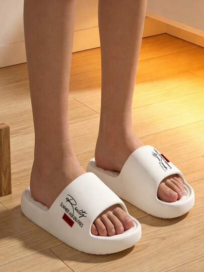 Pantuflas de baño unisex de EVA, la mejor opción de pareja para el interior en verano, zapatos de playa minimalistas y lindos casuales, adecuados para uso en exteriores, gran regalo