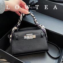 low tea New Summer Lychee Pattern Fashion Women's Handbag, Stylish Adjustable Shoulder Strap Decor Shoulder Crossbody Bag, Minimalist Solid Color High-End Metal Decor Commuter Shoulder Bag - Black - View 10