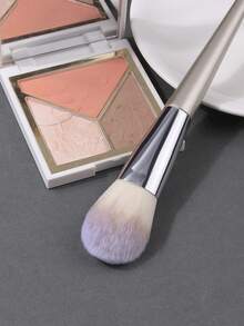 1pc Multifunctional Tongue-Shaped Blush Brush, Soft Bristles Won't Irritate Skin, Powder Brush, Highlighter Brush, Contour Brush, Makeup Brushes For Beginners, Daily Makeup Essentials - Light Grey - View 6