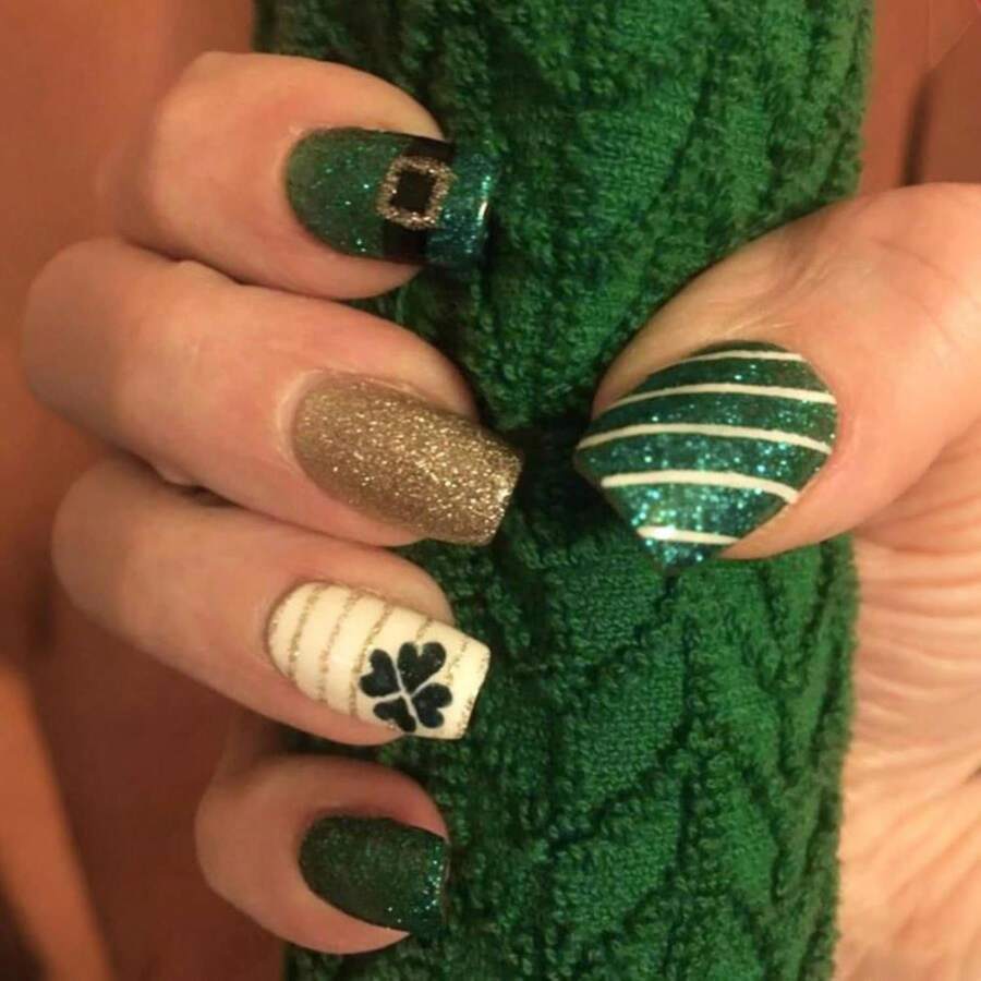 24Pcs St. Patrick'S Day Press On Nails Medium Square Fake Nails Gold Green Glitter Shamrock Design Acrylic Nails Full Cover Glue On Nails Irish False Nails Stick On Nails For Women Nail Decoration - Màu xanh bụi bặm - Xem 1