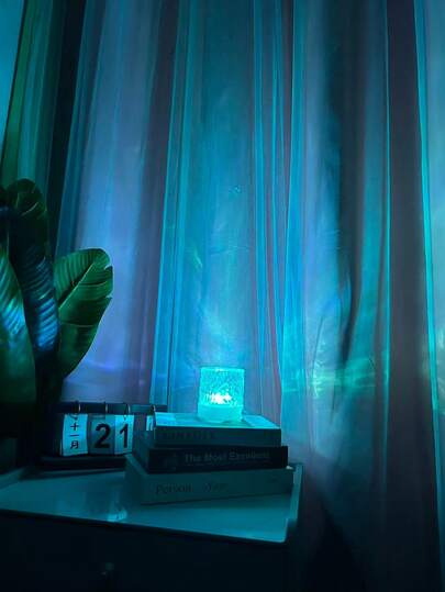 1pc 16-Color Wave Ripple USB Night Light With Flame Effect & Starry Sky Projection, Touch & Remote Control, Glass Art Decor Lamp, Bedroom Christmas Party Decoration, Home/Office Ambiance Lighting, Underwater Night Scene & Atmosphere Decor, Bedroom Lighting Projector, Bar Atmosphere Dynamic Light Show, High-Quality Projection, Lamp, Party Decoration