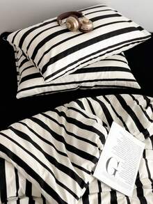 Bộ ga trải giường kẻ caro kiểu Bắc Âu 3 món, gồm 2 vỏ gối và 1 vỏ chăn. - Nhiều màu - Xem 4